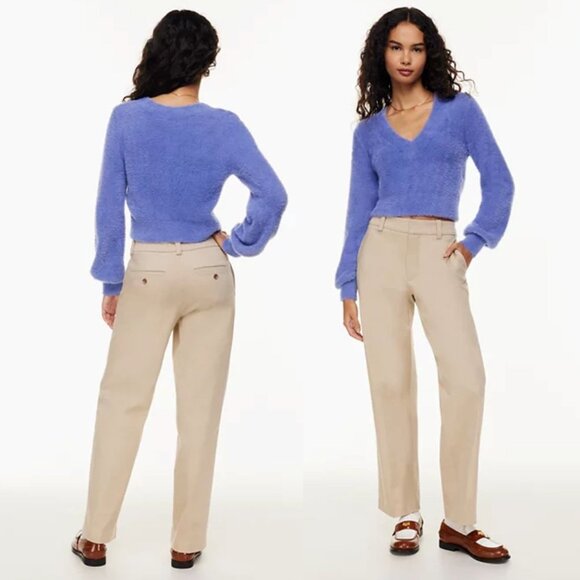 ARITZIA SUNDAY BEST Kitten V-neck Fuzzy Cropped Sweater in Peri Purple Size M - Picture 2 of 9